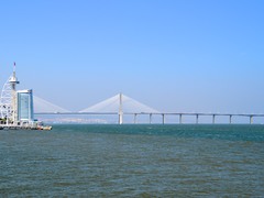 Tour moderne Vasco de Gama, Lisbonne