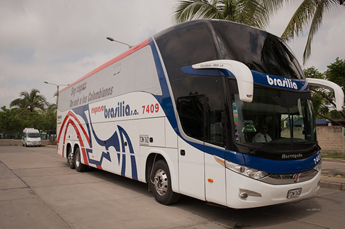 Logo de la compañía de autobús Expreso Brasilia pasajes  baratos