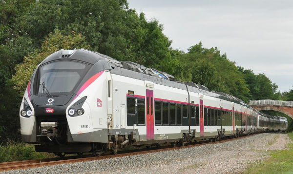 trains Intercités SNCF France